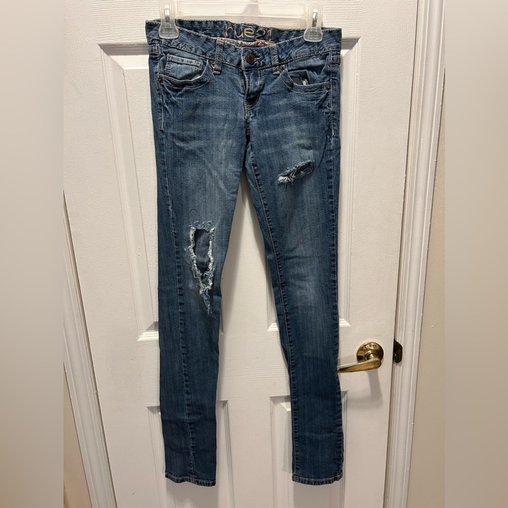 Rue 21 jeans distressed size 1/2 long
